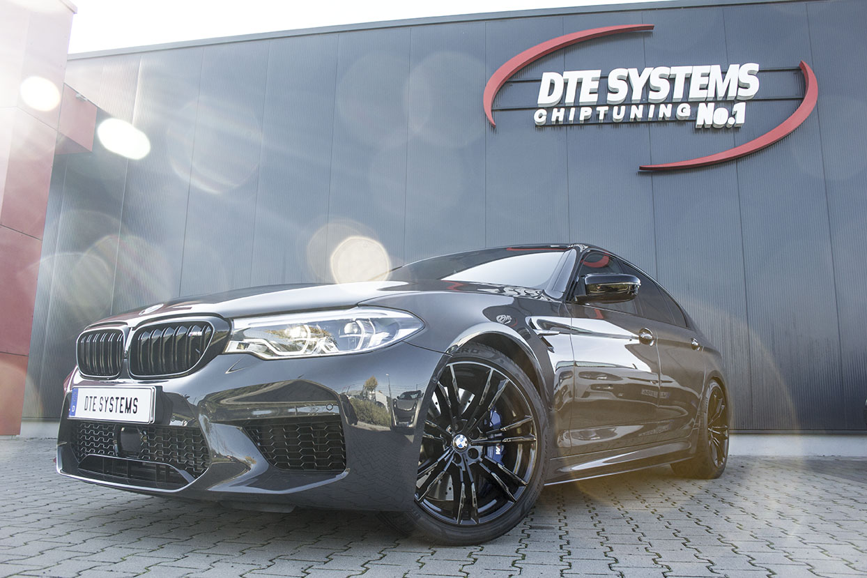 Viac ako 700 koní pre BMW M5 Competition